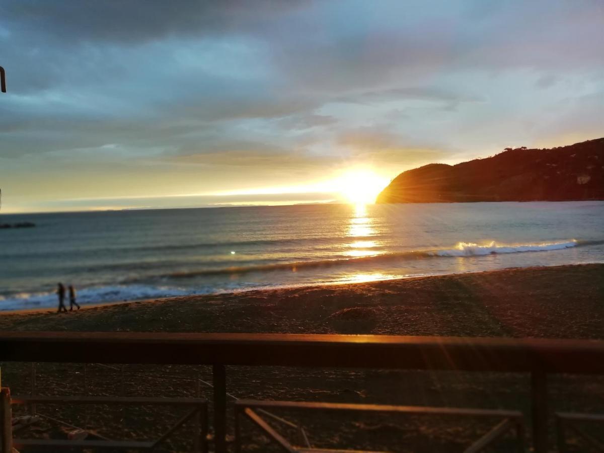 Casa Lorenzo Sulle Colline Di Levanto E Vicino Alle Cinqueterre Lt-0620 Luaran gambar