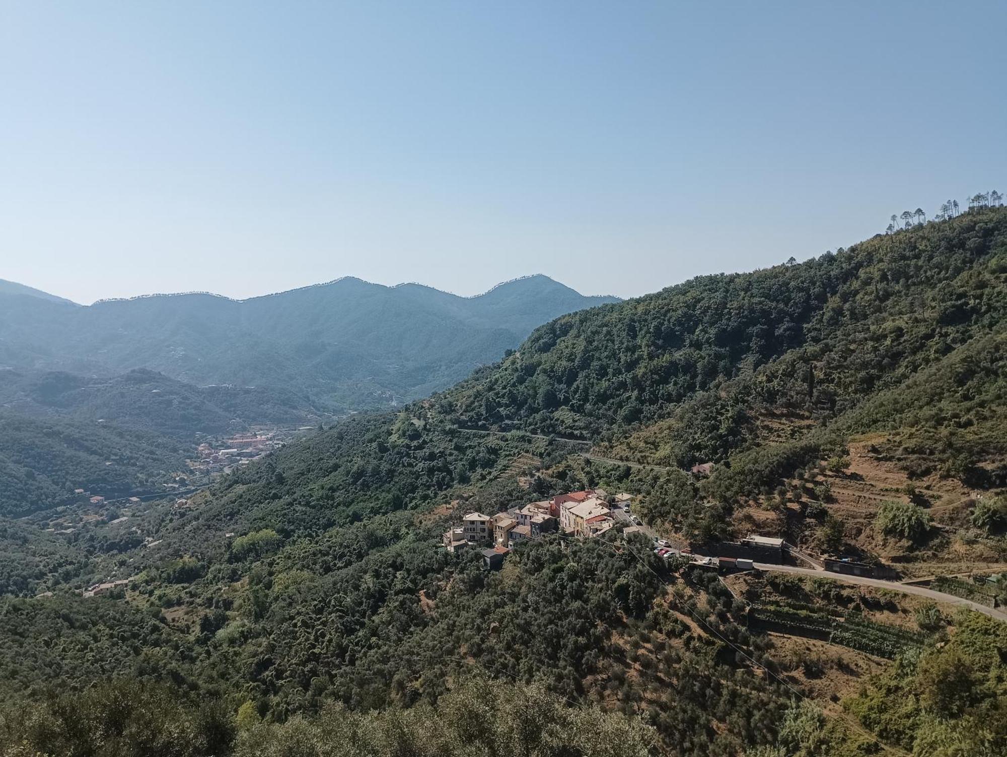 Casa Lorenzo Sulle Colline Di Levanto E Vicino Alle Cinqueterre Lt-0620 Luaran gambar